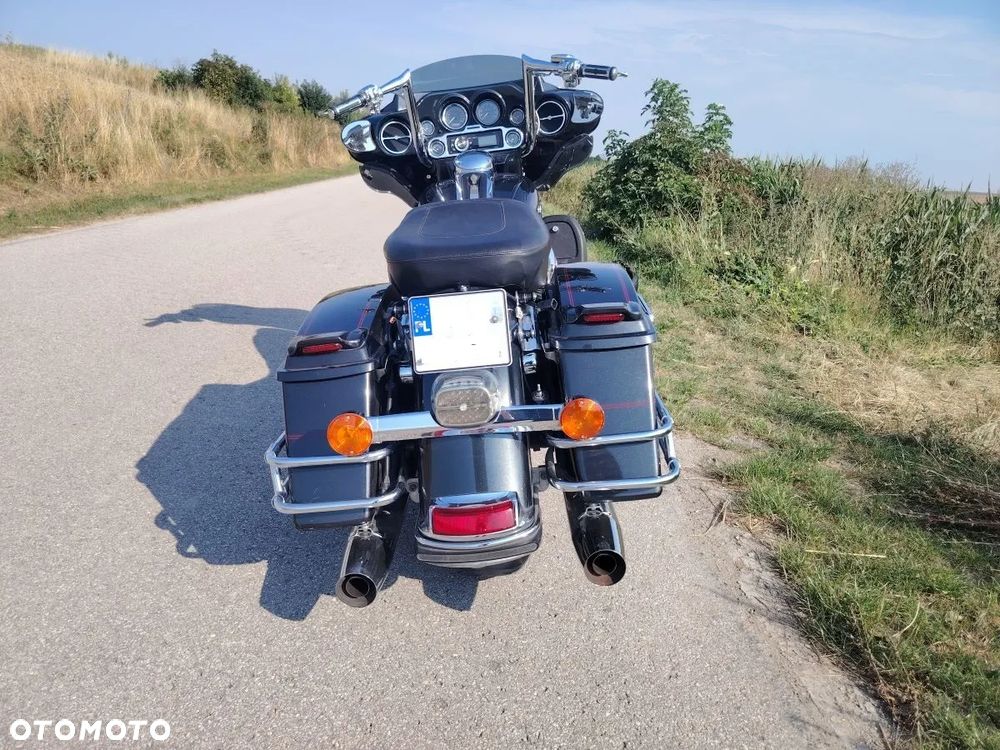 Harley-Davidson FLHTCU Ultra - 3