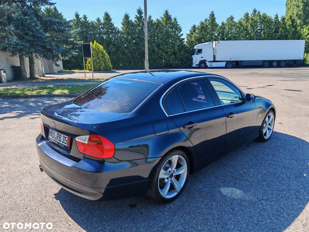 BMW Seria 3 325i - 9