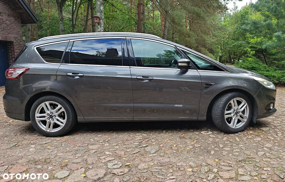 Ford S-Max 1.5 EcoBoost Titanium - 26