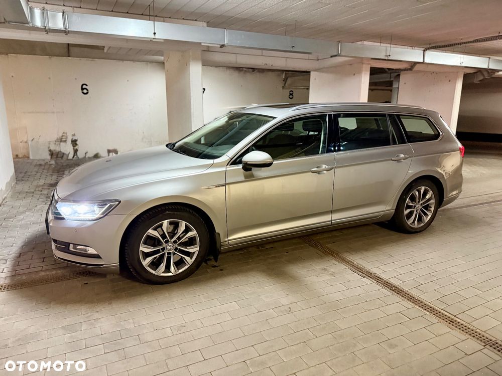 Volkswagen Passat - 14