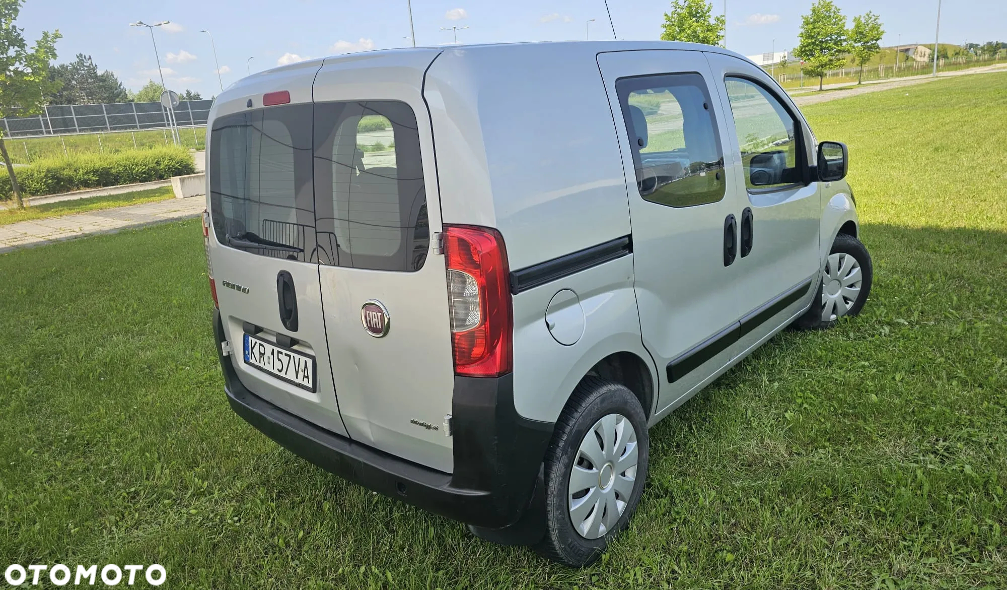 Fiat Fiorino Kombi 1.3 MJ Adventure - 4