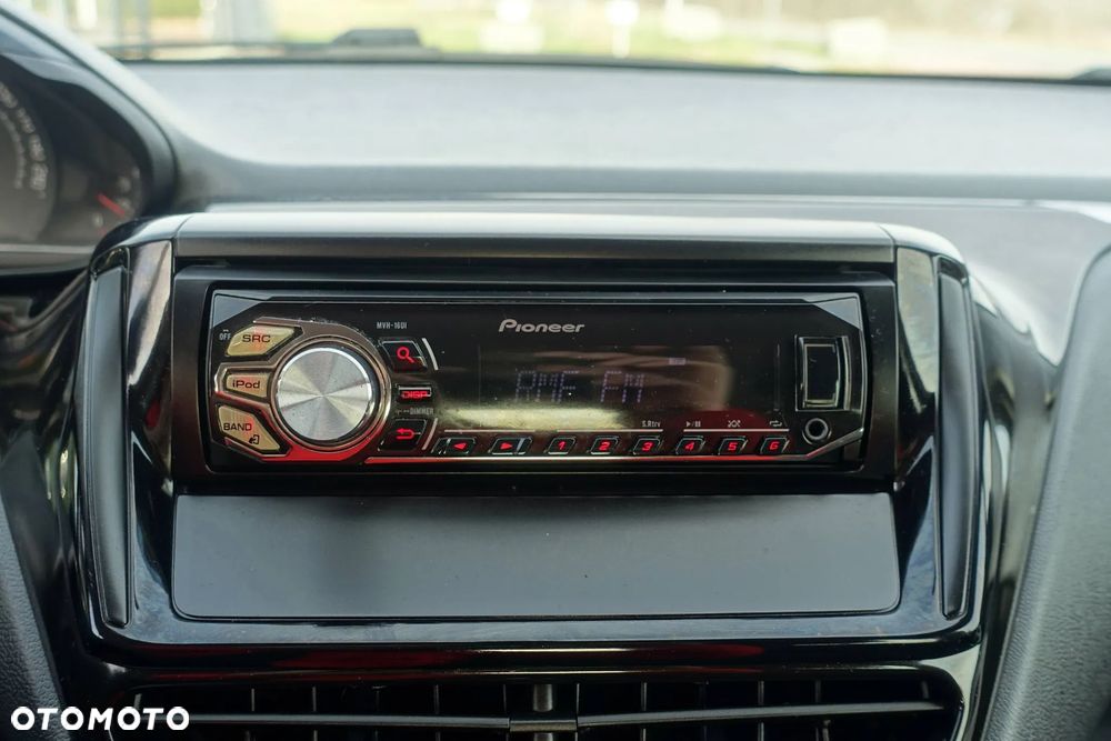 Peugeot 208 1.0 VTi Access - 18