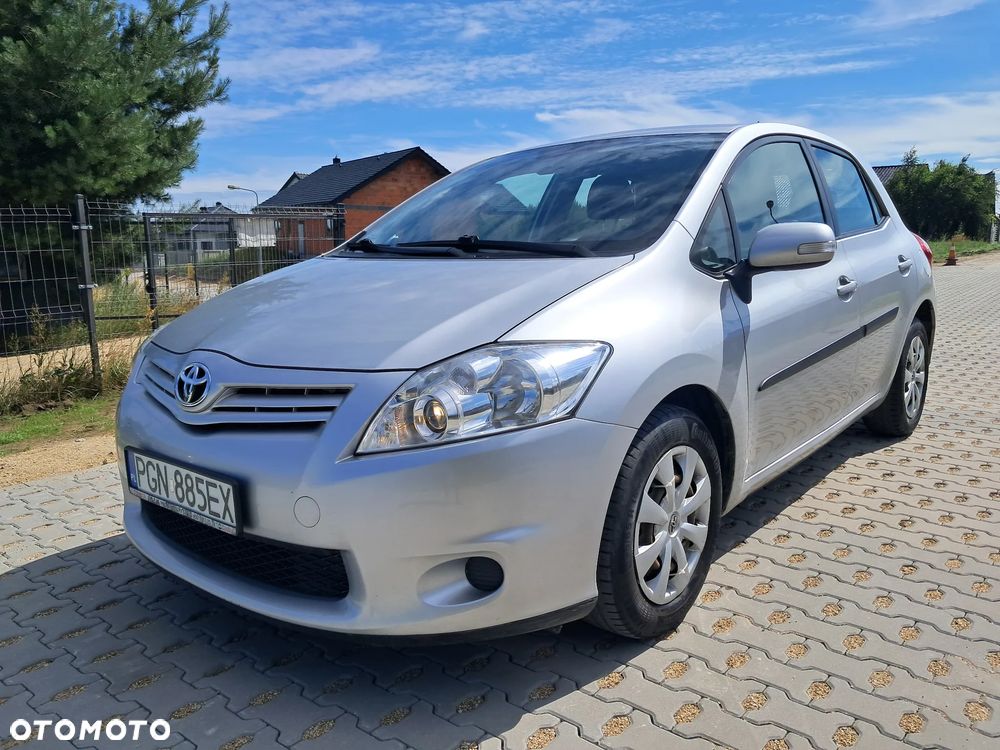 Toyota Auris 1.33 Dual-VVT-i Comfort - 2