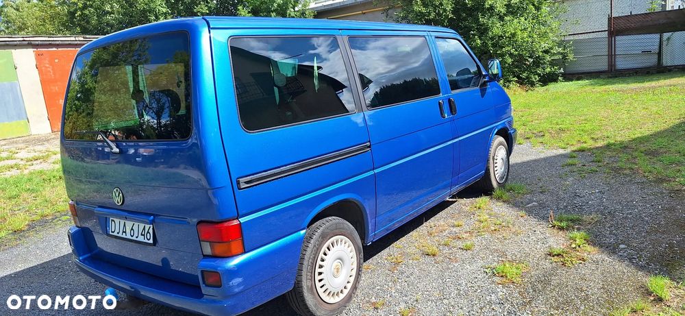 Volkswagen Caravelle GL - 13
