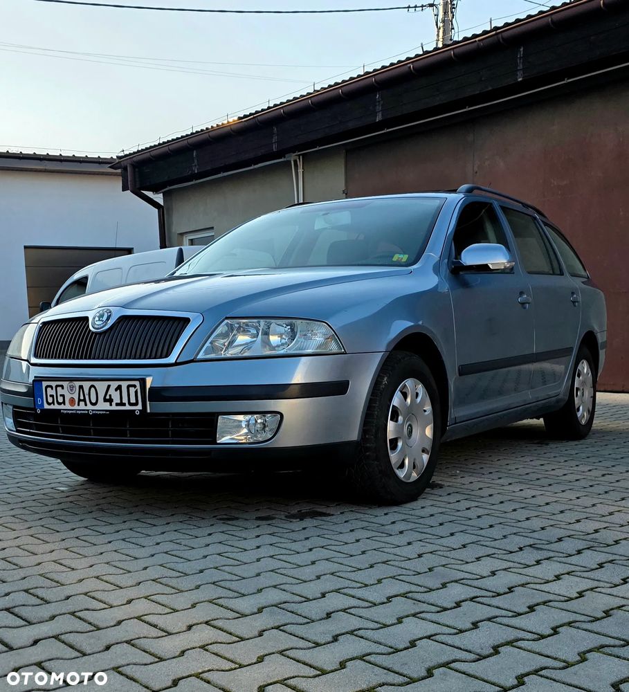 Skoda Octavia 1.6 Combi - 32