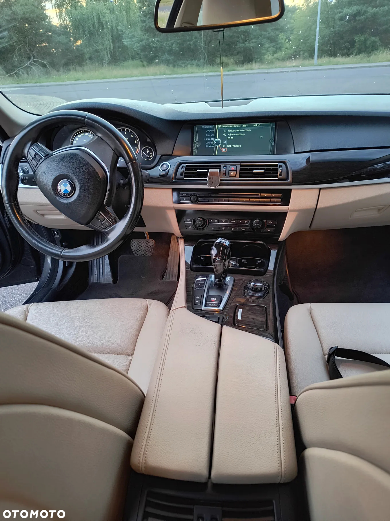 BMW Seria 5 528i xDrive - 10