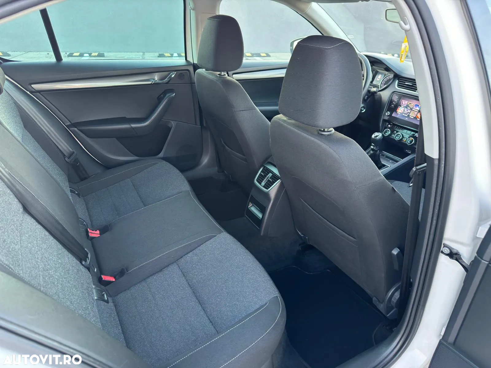 Skoda Octavia - 8