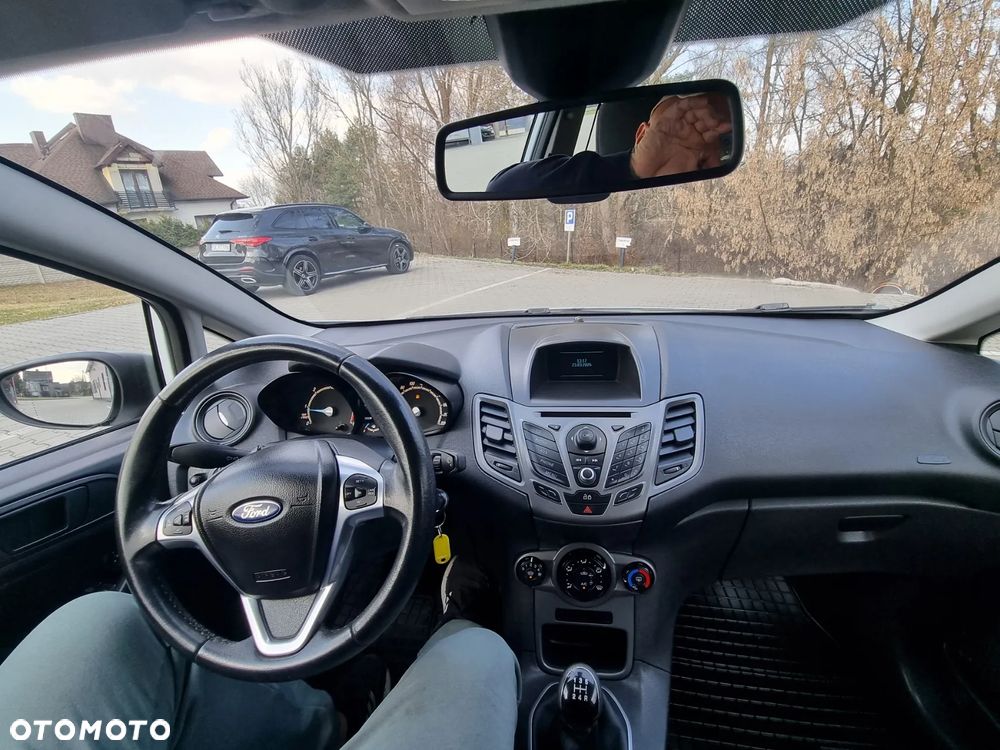 Ford Fiesta 1.5 TDCi Silver X - 23