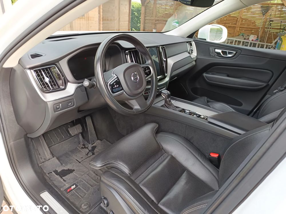Volvo XC 60 T5 AWD Geartronic Inscription - 4