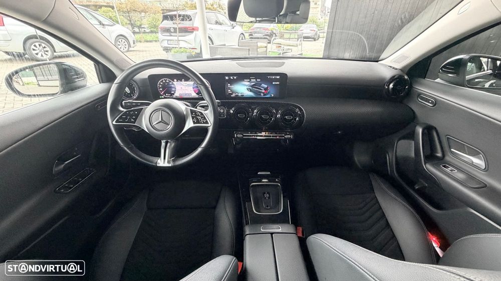 Mercedes-Benz A 200 Standard - 12