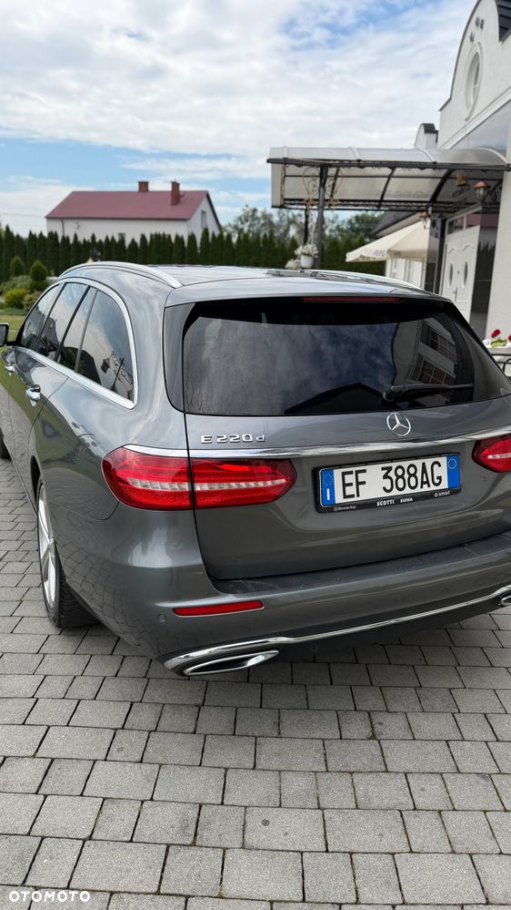 Mercedes-Benz Klasa E 220 d 4Matic 9G-TRONIC - 2