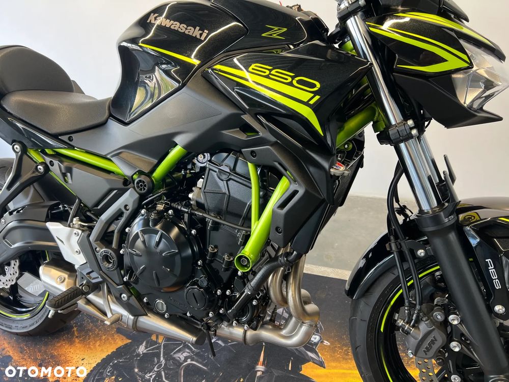Kawasaki Z 650 - 24