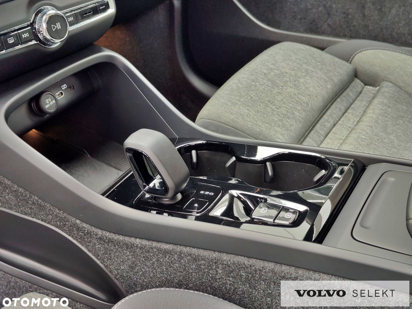 Volvo XC 40 - 31