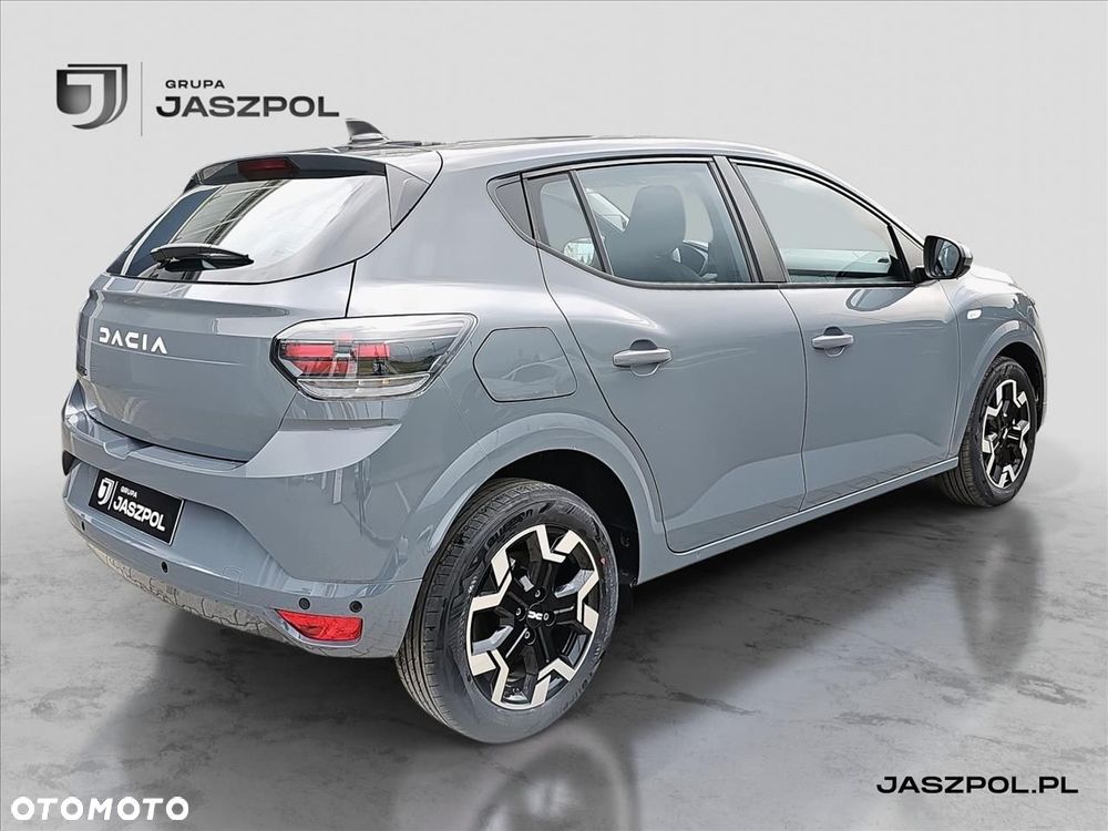 Dacia Sandero - 5