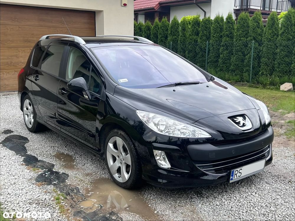 Peugeot 308 - 1