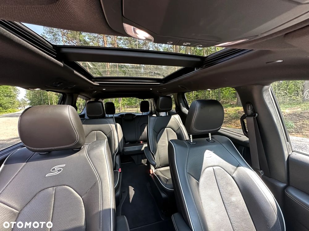 Chrysler Pacifica - 19