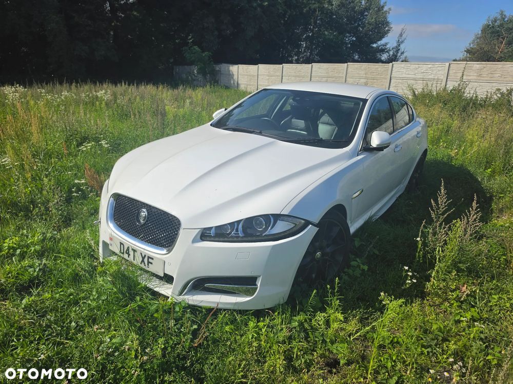 Jaguar XF 3.0 V6 S - 1