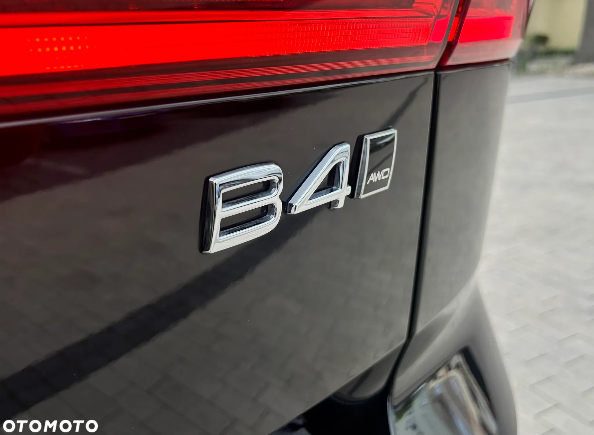Volvo XC 60 B4 D AWD Plus Dark - 35