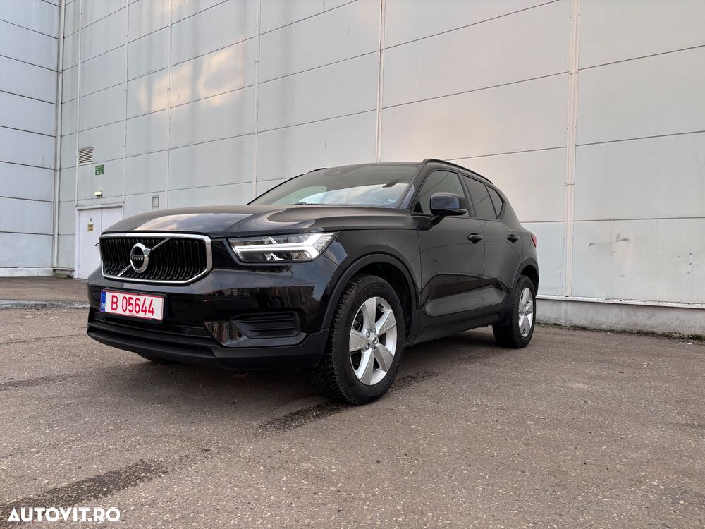 Volvo XC 40 T2 Plus Dark - 3