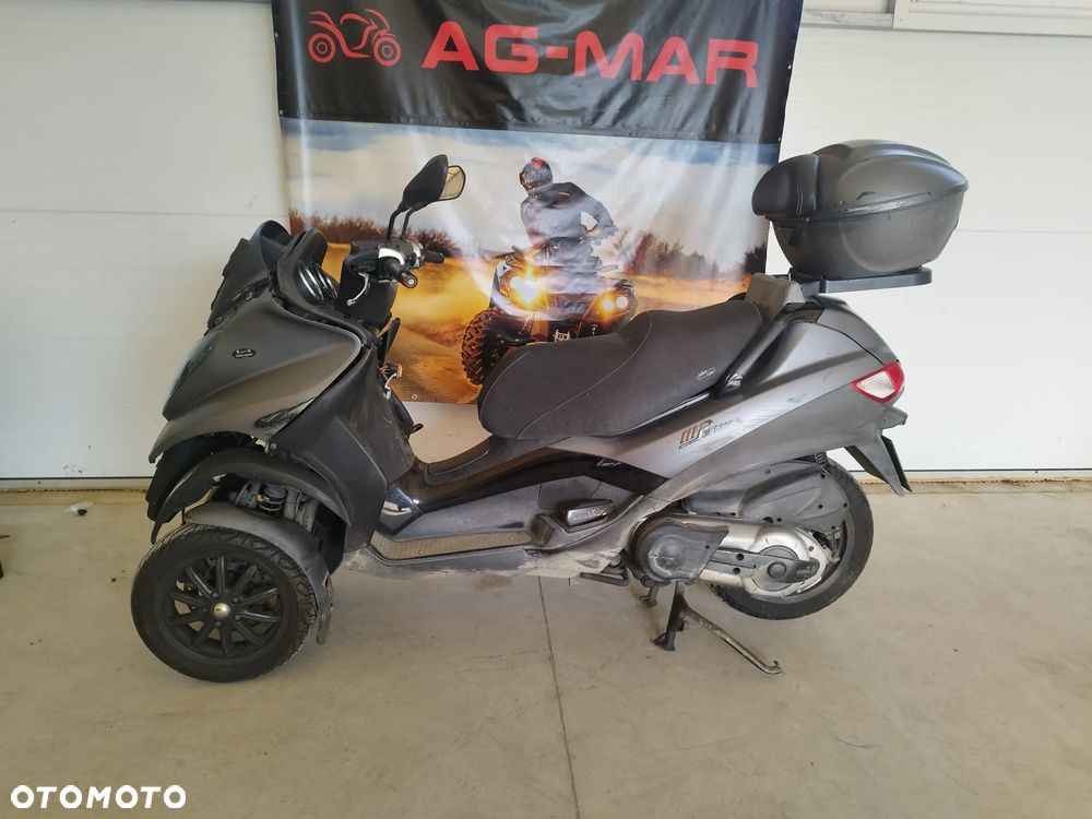 Piaggio MP-3 - 5
