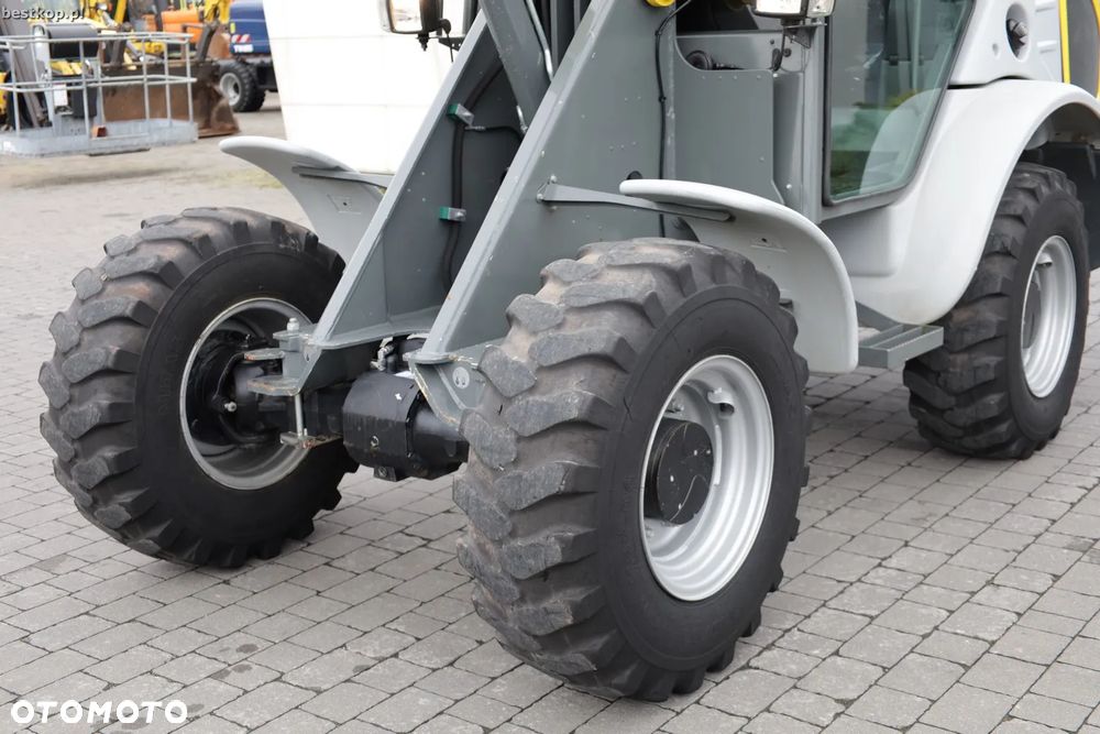 Kramer 5075 | Wacker Neuson 353 - 25