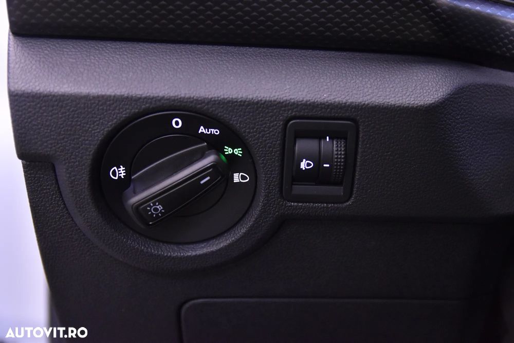 Volkswagen T-Cross - 15