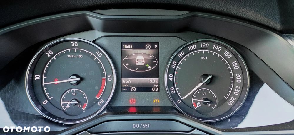 Skoda Superb 2.0 TDI DSG Ambition - 12