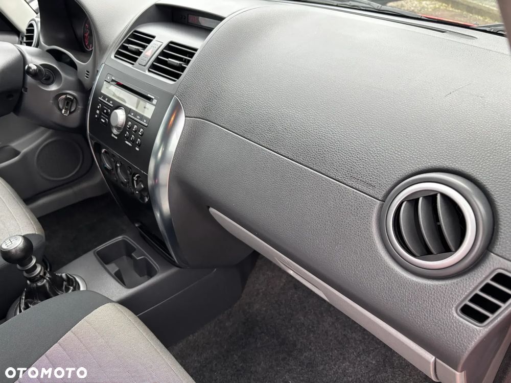 Suzuki SX4 - 19