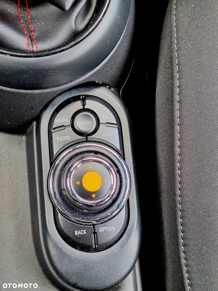 MINI Cooper 60 Years Chili - 28