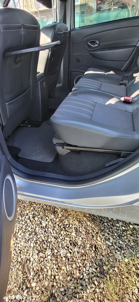 Renault Scenic - 9