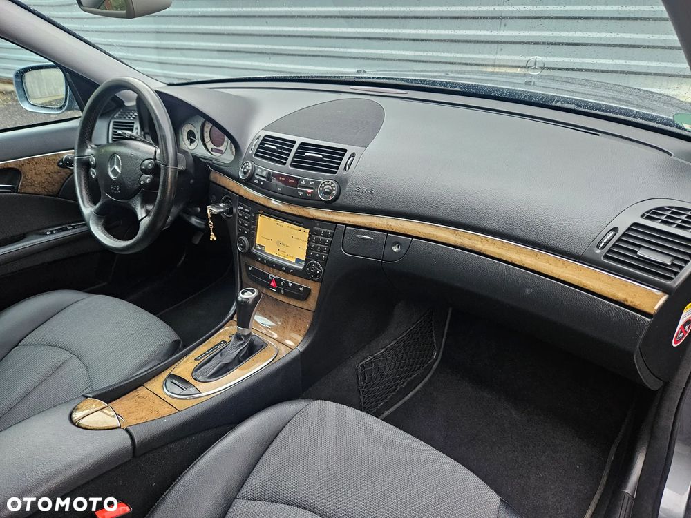 Mercedes-Benz Klasa E 320 CDI Avantgarde - 22