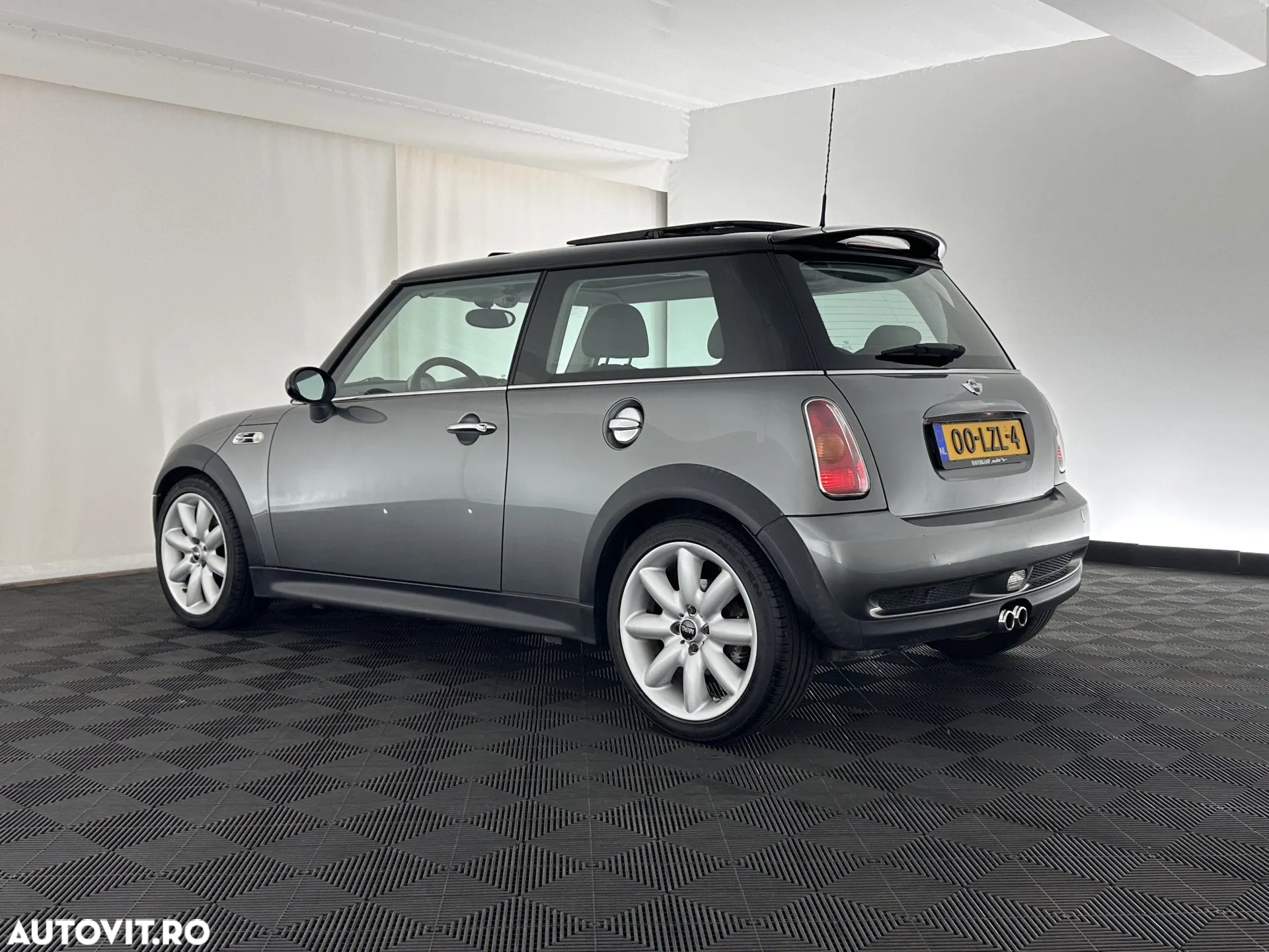 Mini Cooper S Standard - 3