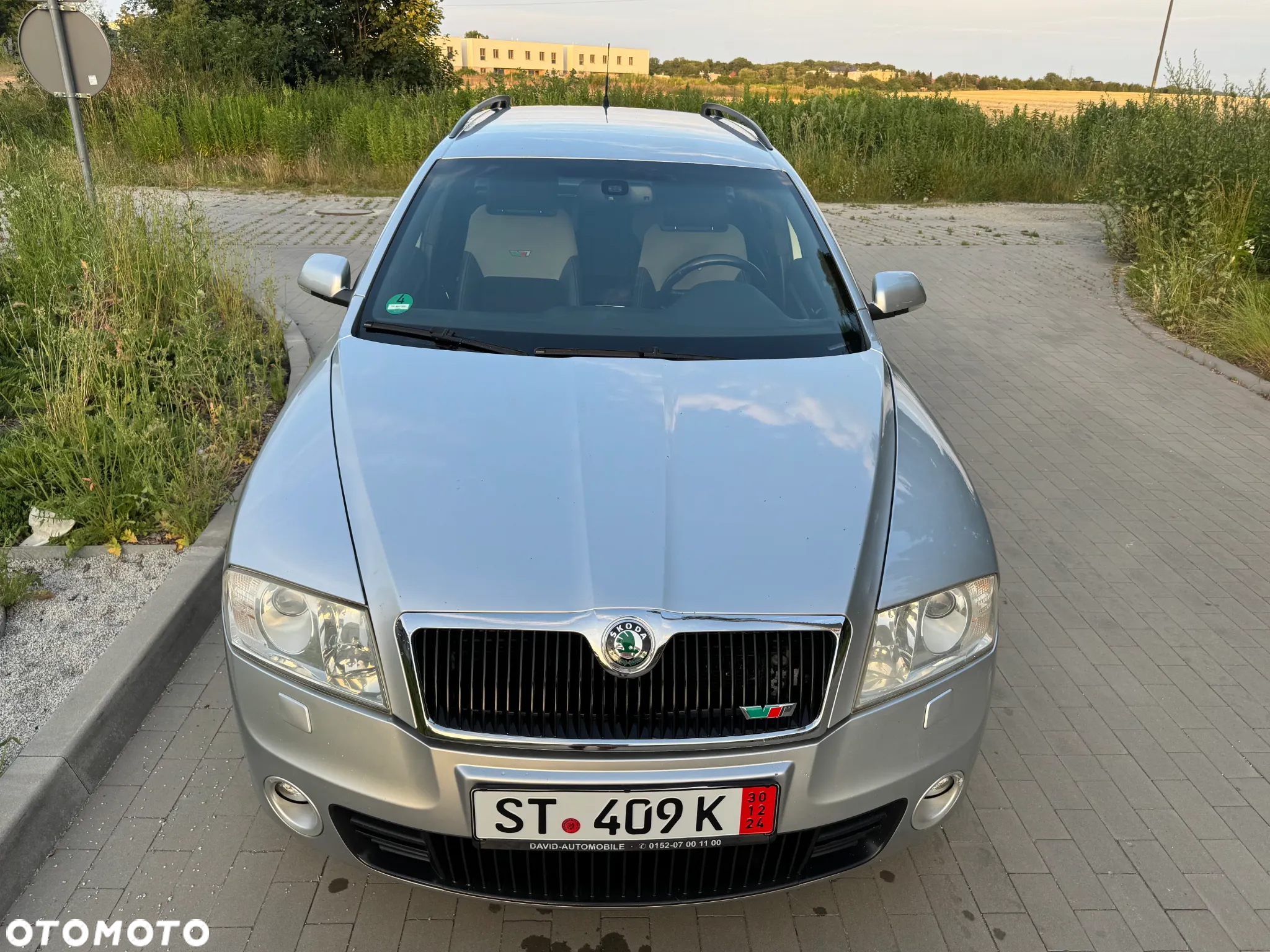 Skoda Octavia Combi 2.0 TDI DPF RS - 22