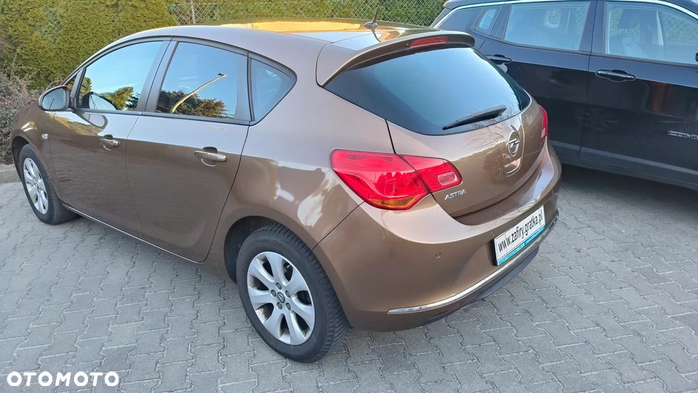 Opel Astra 1.6 Style - 5