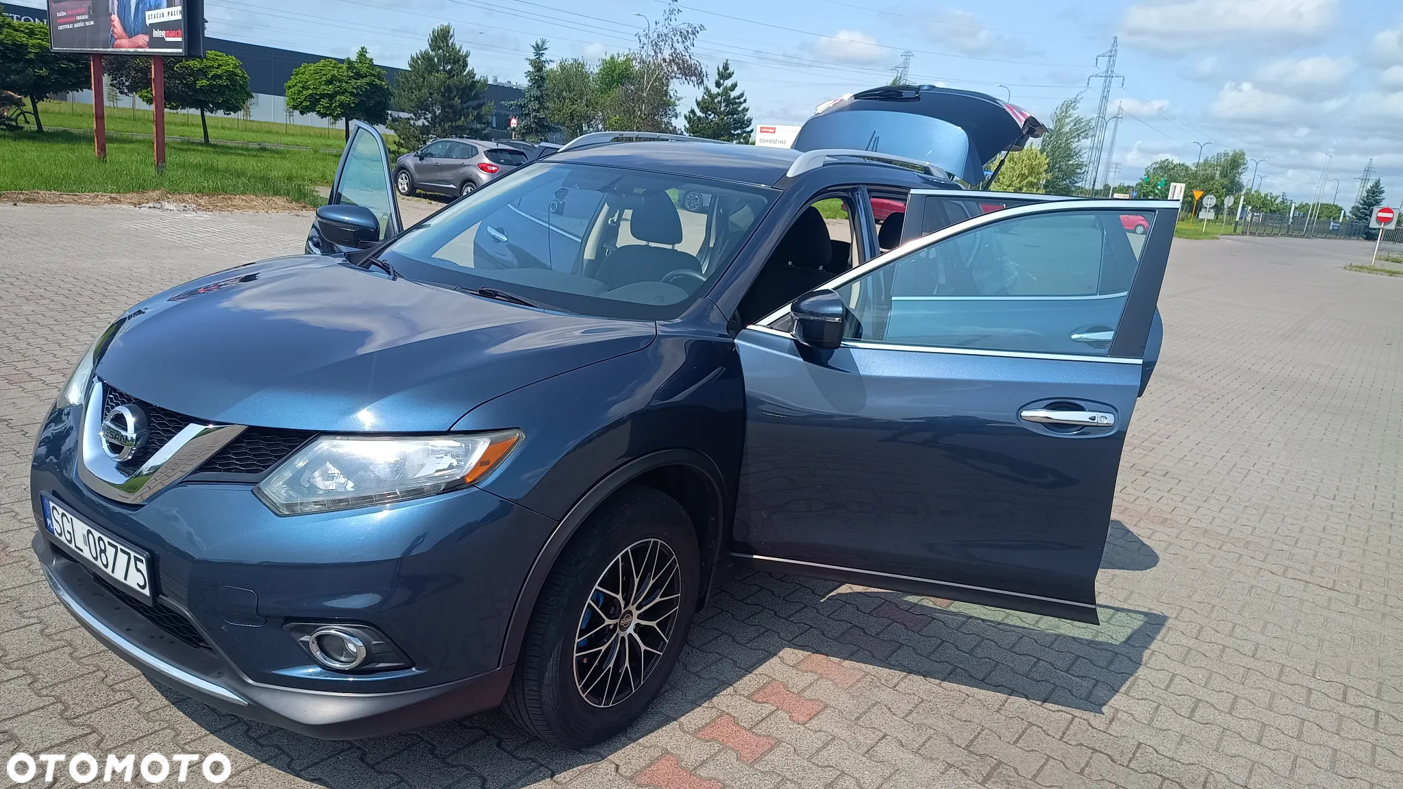 Nissan Rogue - 6