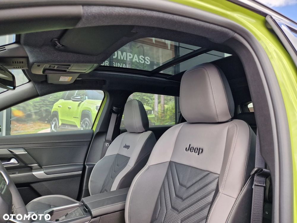 Jeep Compass 73.7kWh First Edition FWD - 12