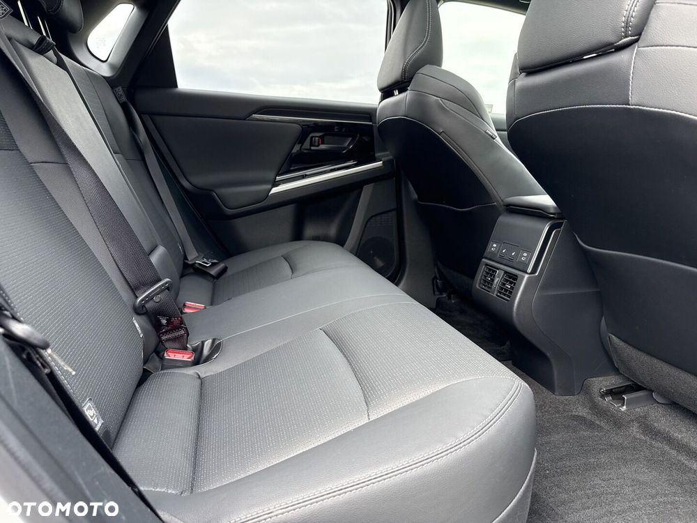 Toyota bZ4X 71.4kWh Executive - 11