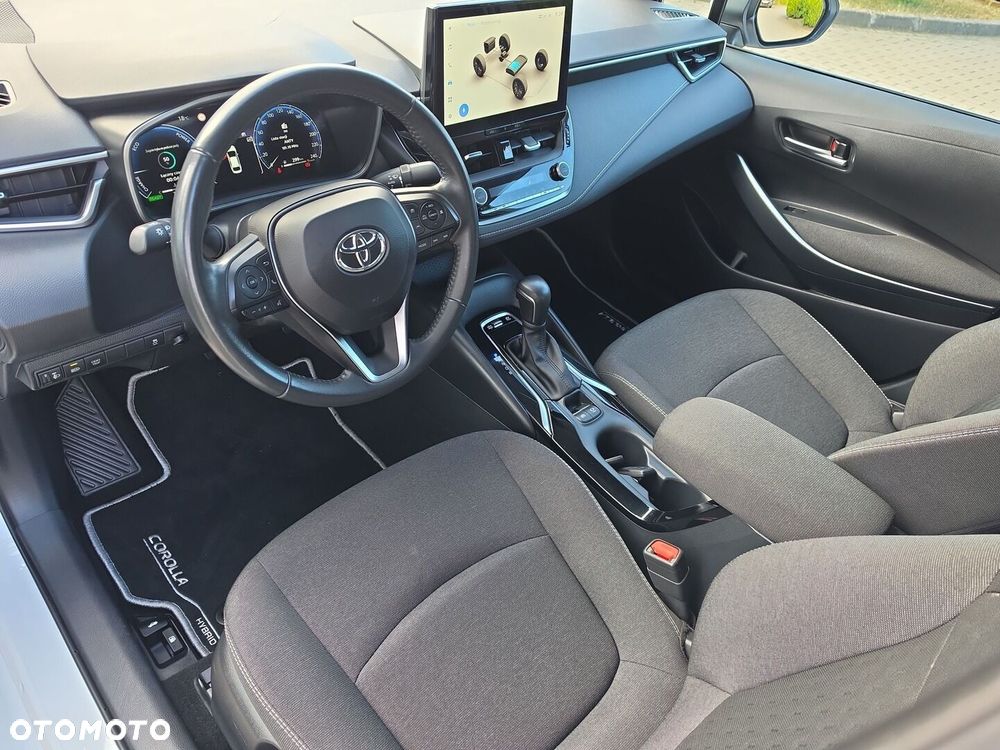 Toyota Corolla 1.8 Hybrid Comfort - 12