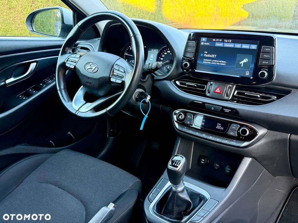 Hyundai i30 1.6 D Comfort - 18