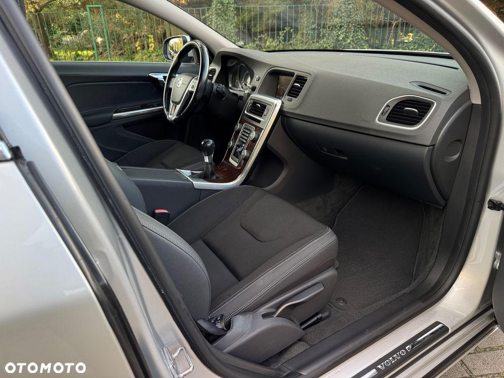 Volvo V60 D2 Edition Pro - 7