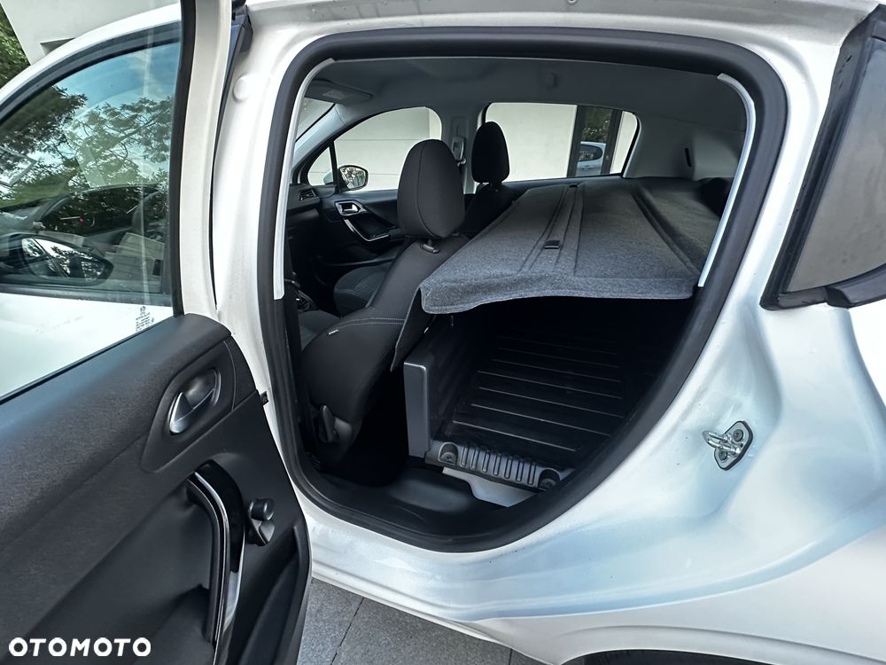 Peugeot 208 VAN VAT-1 ciężarowy - 19