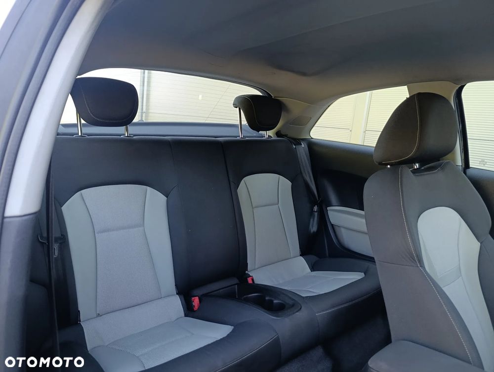 Audi A1 3-drzwiowe 1.4 TFSI 119g S tronic S line edition - 29