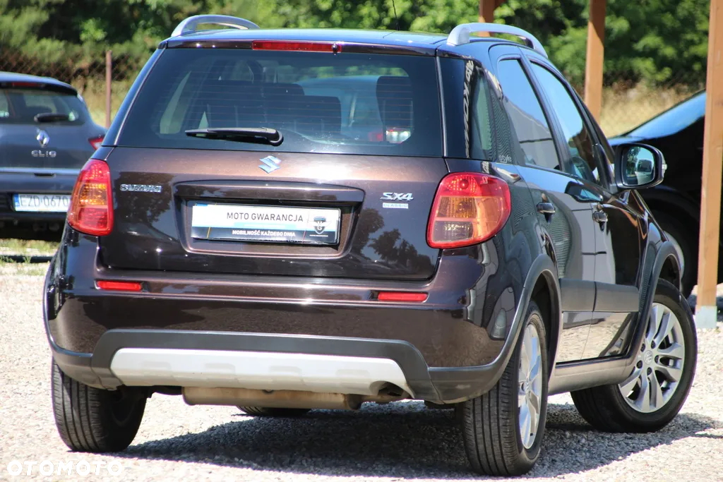 Suzuki SX4 1.6 VVT 4x2 Style - 17