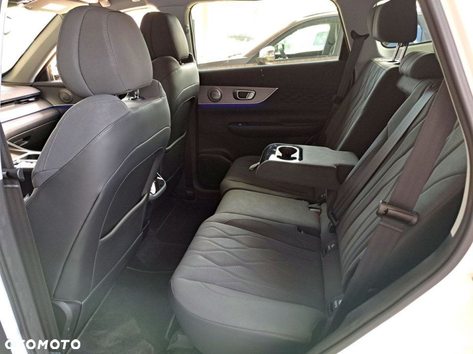 Chery Tiggo 8 - 11
