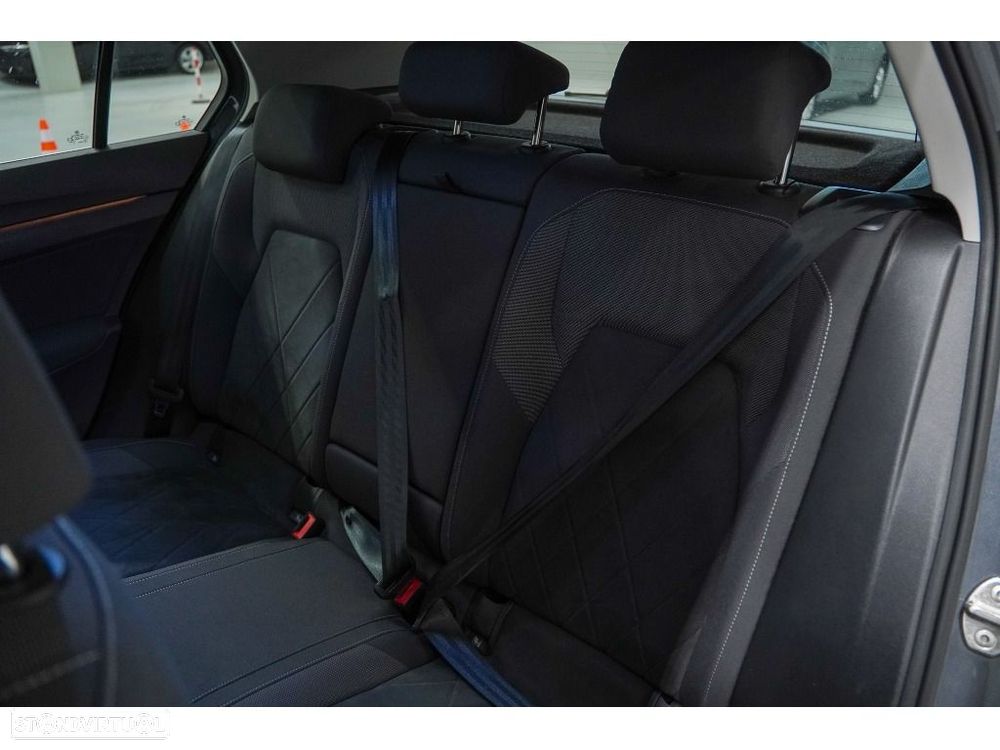 VW Golf - 16