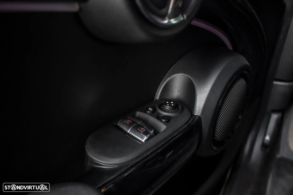 MINI 3 Portas Cooper S Aut. Resolute Edition - 21