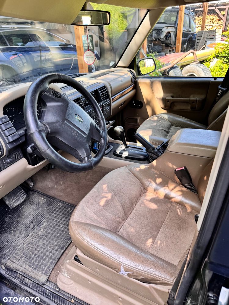 Land Rover Discovery - 4