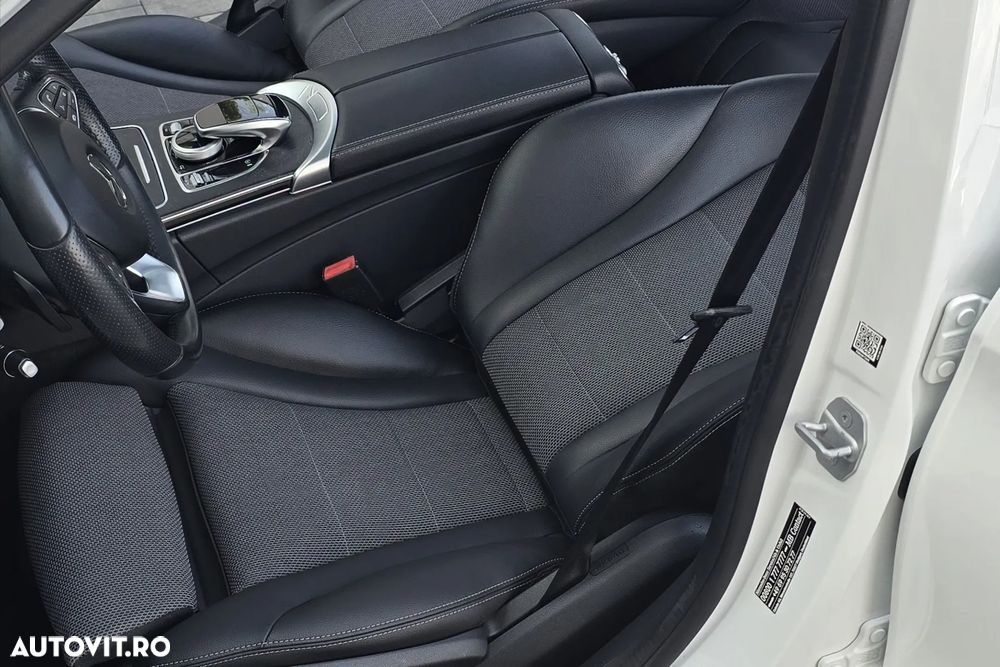 Mercedes-Benz C - 33