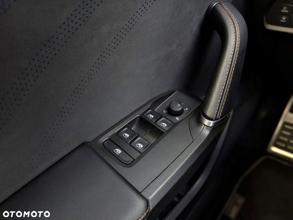 Cupra Formentor 1.5 eTSI mHEV DSG - 37