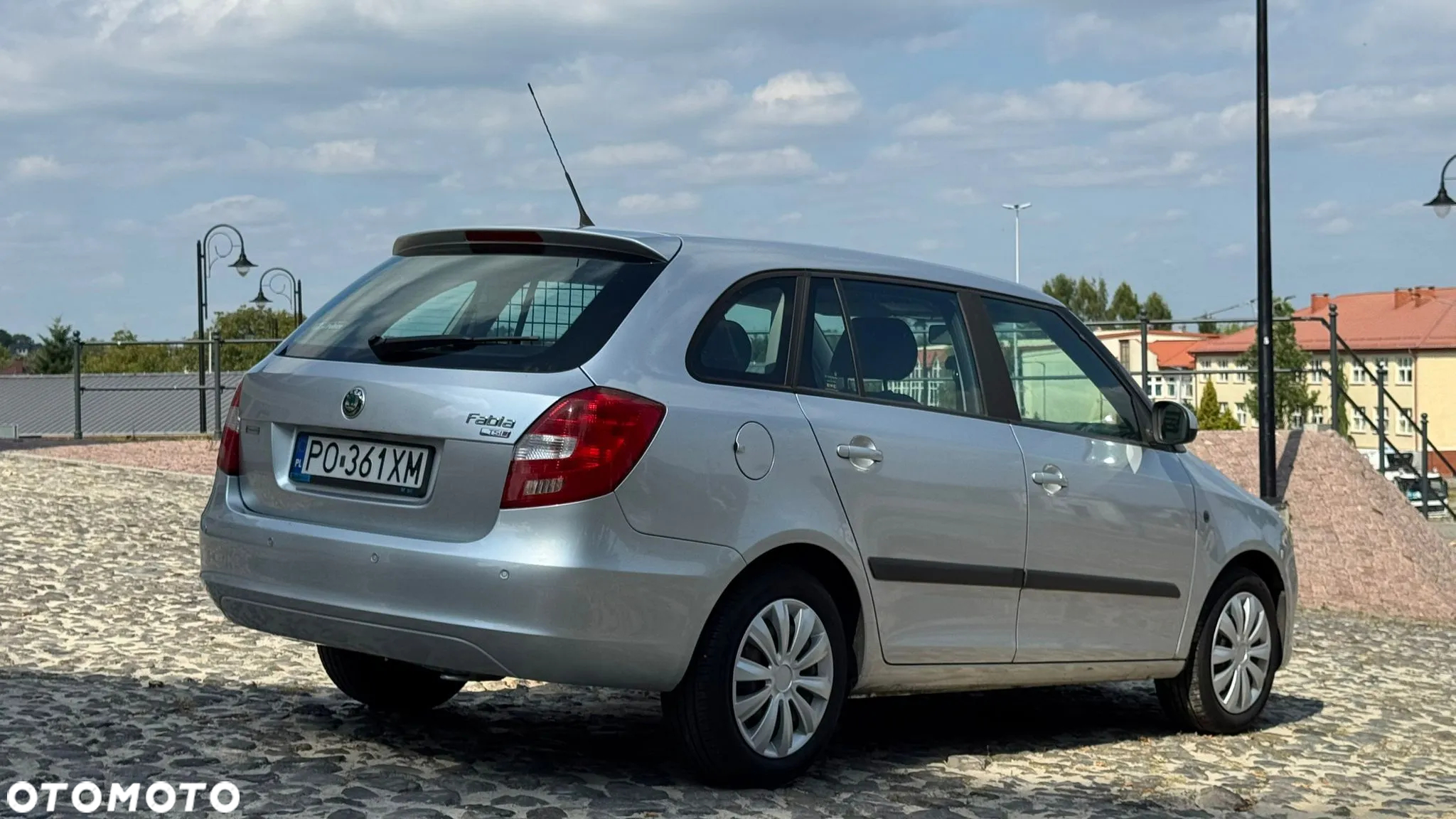 Skoda Fabia 1.2 TSI Fresh Plus - 4
